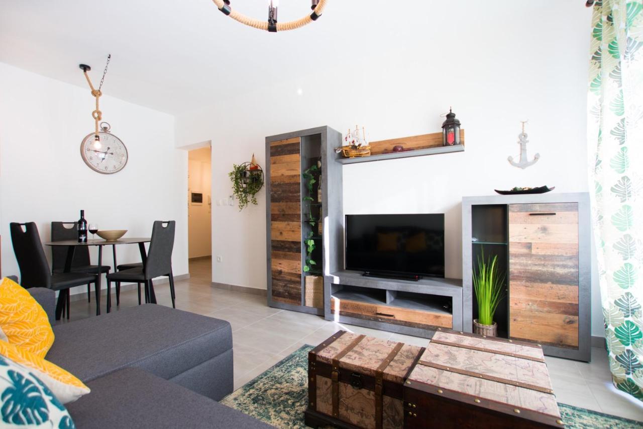 Kaštela 4 * Apartment Sunset Close To The Sea المظهر الخارجي الصورة